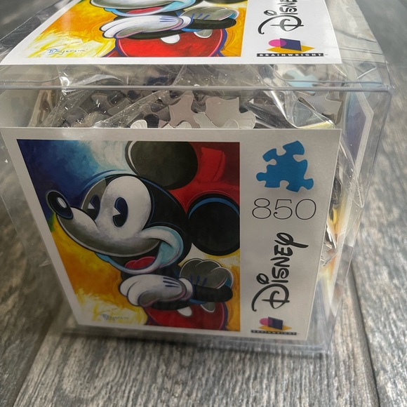 Brainwright Disney 860 puzzle - Picture 3 of 7